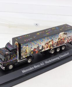 Herpa 1:87 Mercedes SK Sattelzug Niederlassung Düsseldorf, in PC-Box EB8637