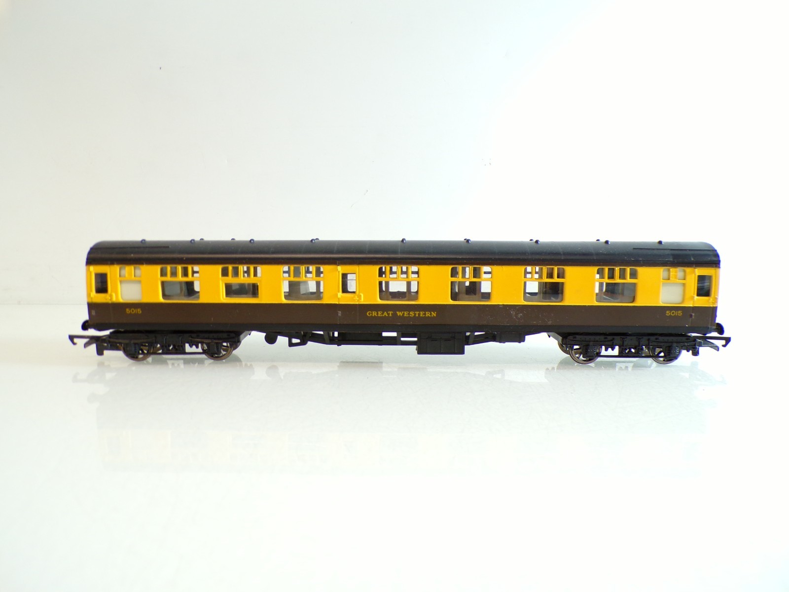 Hornby H0/00 Personenwagen 5015 der Great Western BH1042 o.