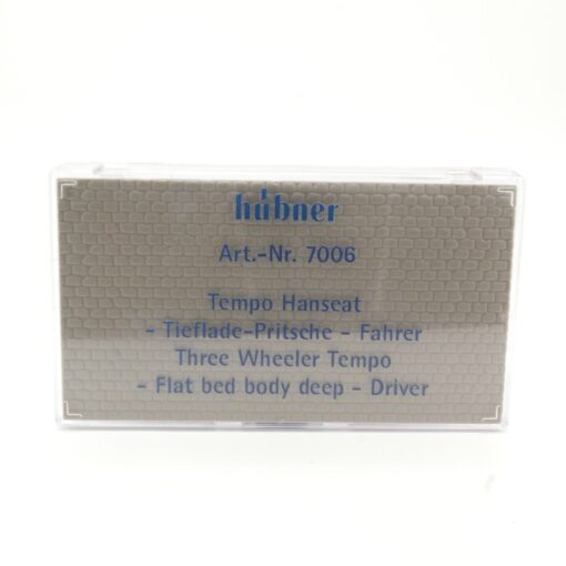 Hübner 1:32 7006 Tempo Hanseat Tieflade-Pritsche mit Fahrer in PC Box QR5632 – Bild 6