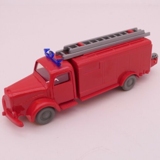 I.M.U. 1:87 Schnäppchen ! MB L 5000 Löschwagen Feuerwehr, siehe Bilder o. EA5166