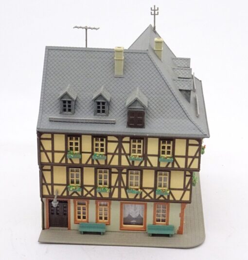 Kibri H0 38904 Fachwerk Eckhaus aus Anlagenrückbau siehe Bilder o. EX5797