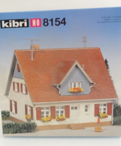 Kibri H0 8154 Bausatz Einfamilienhaus mit Dachgaube neuwertig in OVP QR4425