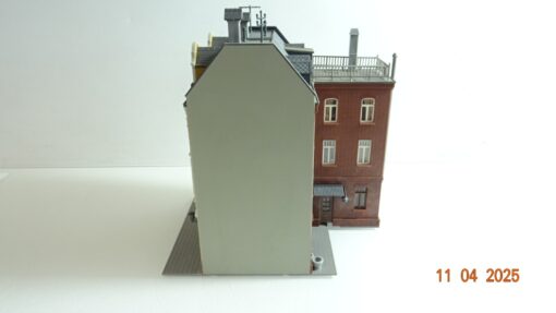 Kibri H0 Eckhaus mit Durchfahrt aus Anlagenrückbau siehe Foto CK7450 o. – Bild 3