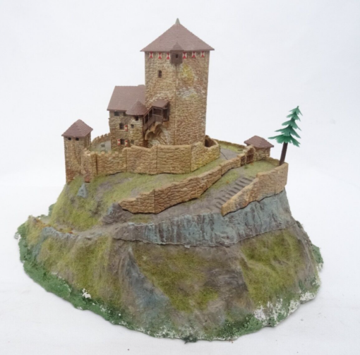 Kibri N Diorama 37304 Burg Branzoll aus Anlagenrückbau, siehe Bilder RR91 o. – Bild 6