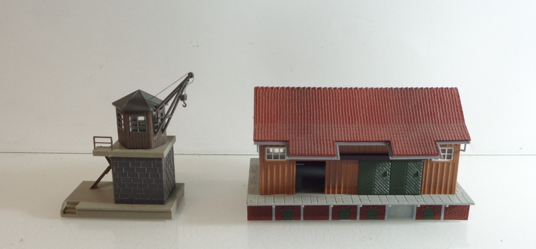 Konvolut Güterschuppen H0 aus Anlagenrückbau siehe Foto PK1733 o.
