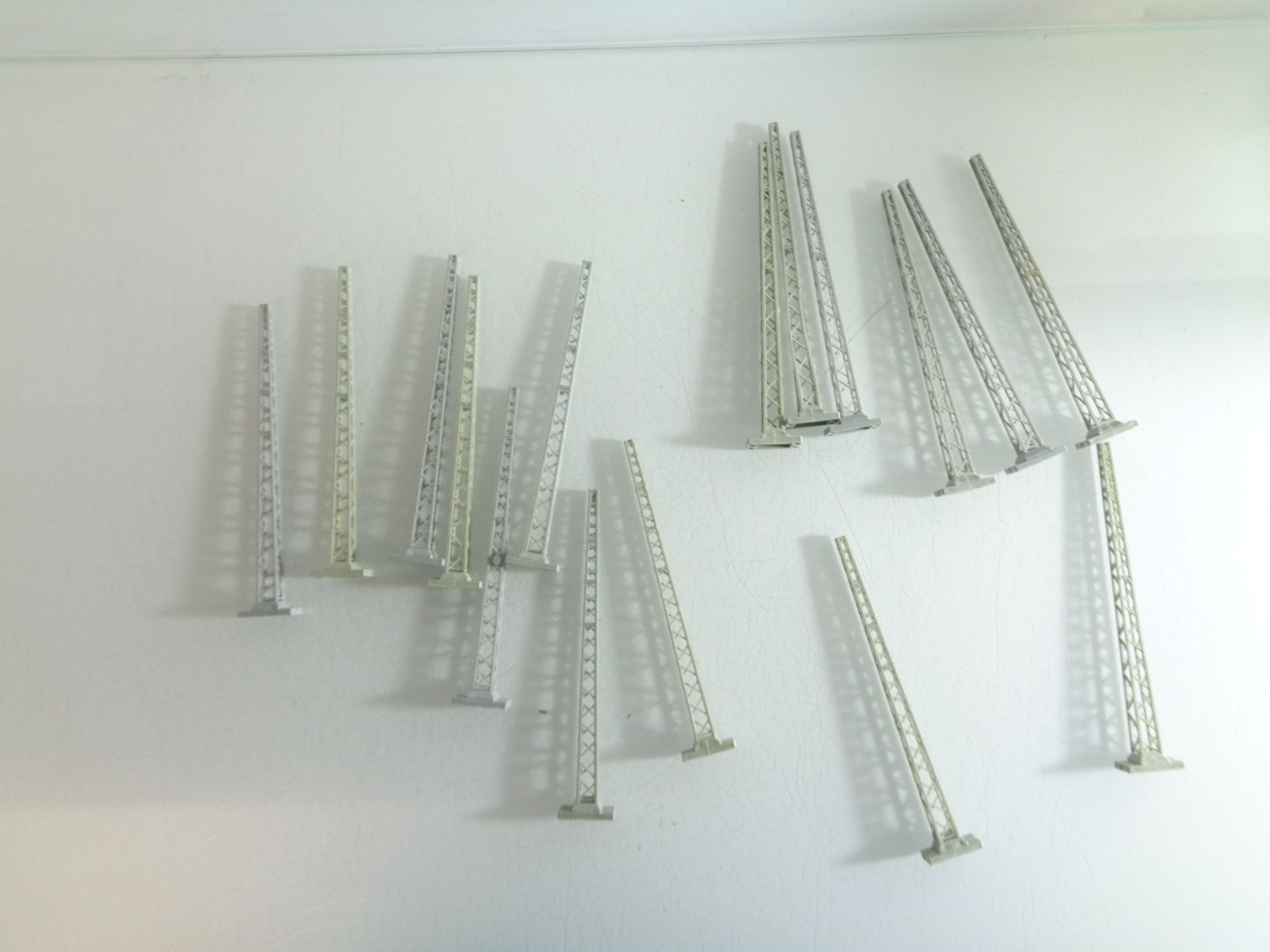 Konvolut H0 Oberleitungsmasten Höhe ca. 13cm 16 Stück siehe Foto PK1768 o.
