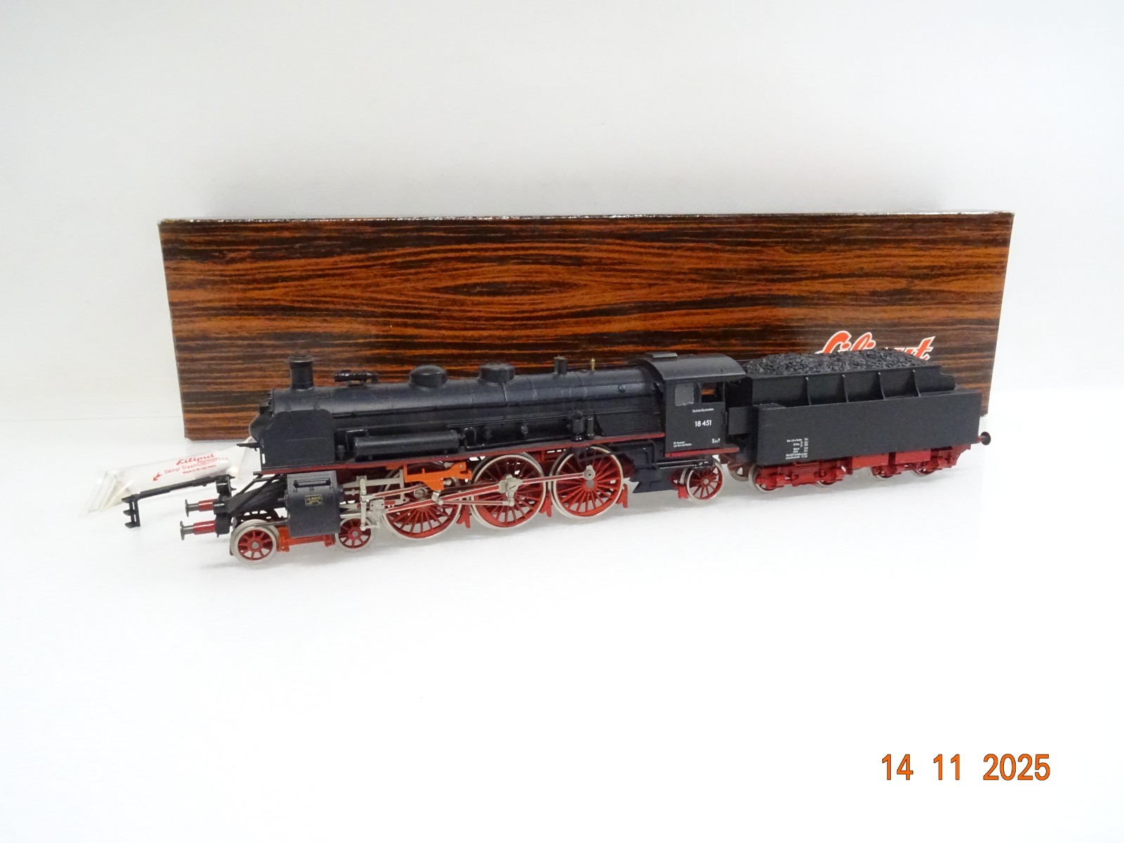 Liliput H0 1803 Dampflok BR 18 451 der DB in OVP JL4504