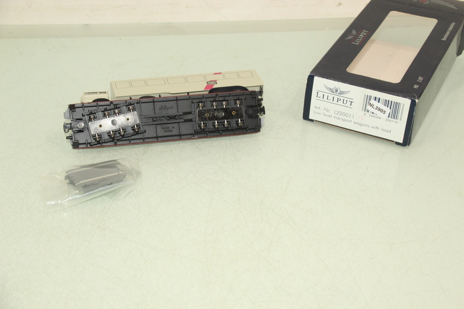 Liliput H0 L220011 Niederflurwagen mit LKW der DB in OVP CJ368 – Bild 3