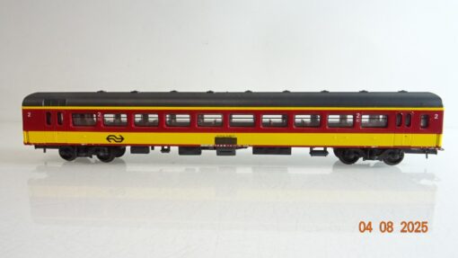 Lima H0  Personenwagen 2 .Kl. der NS PR9409 o.