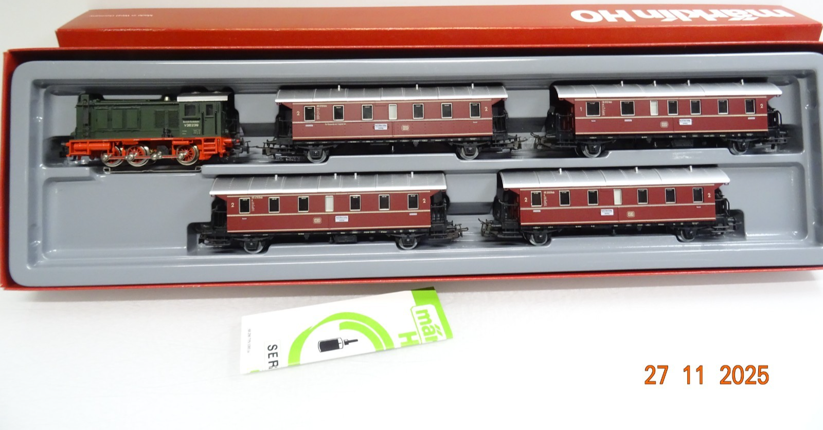 Märklin H0 2858 Personenzug 5tlg. mit Diesellok V 36 der DB in OVP JL4735