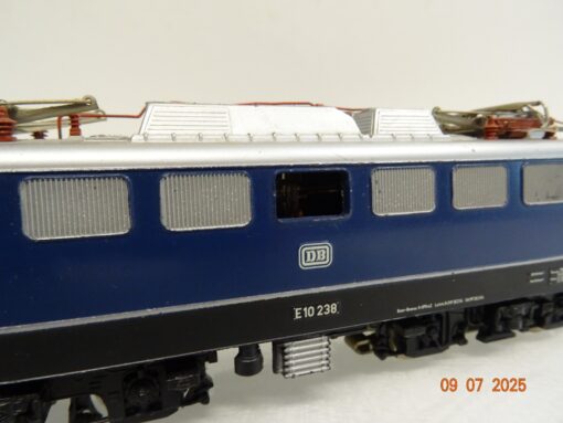 Märklin H0 3039 E-Lok E 10 238 der DB Metall JL1337 o. – Bild 4