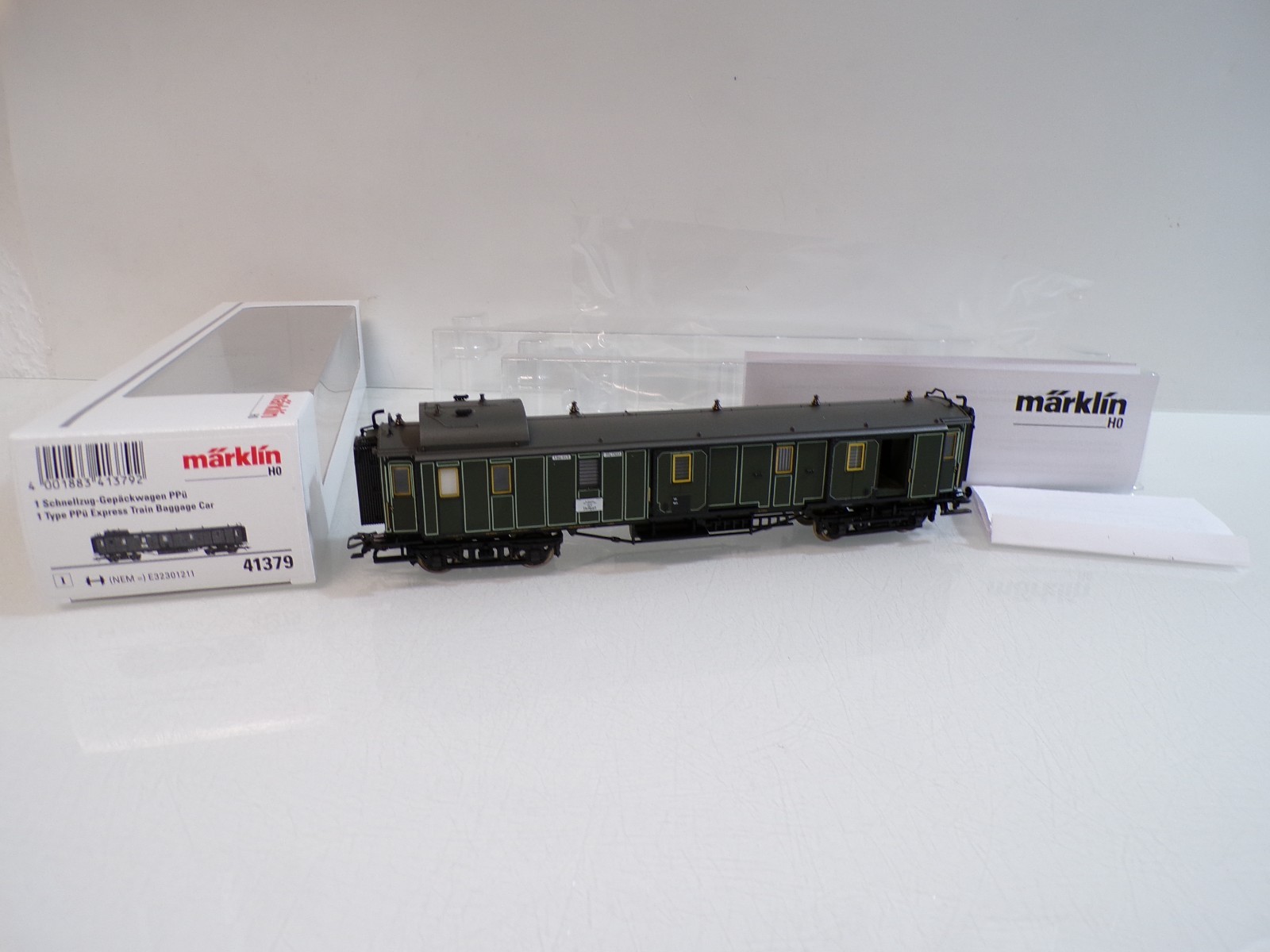 Märklin H0 41379 Schnellzug-Gepäckwagen der DB in OVP HS125