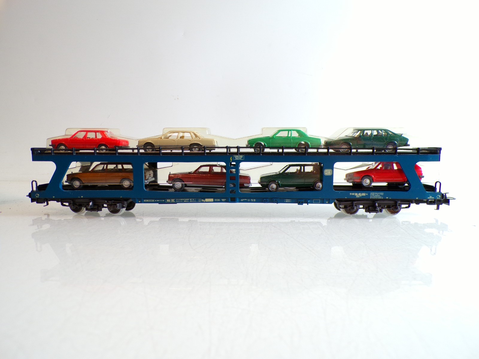 Märklin H0 4234 Autotransportwagen Autoreisezug mit 8 PKW´s der DB in OVP BH1513 – Bild 3