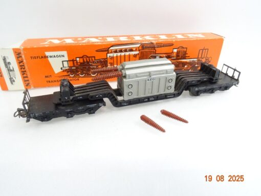 Märklin H0 4617 Tiefladewagen mit Transformator, siehe Foto in OVP RR3073