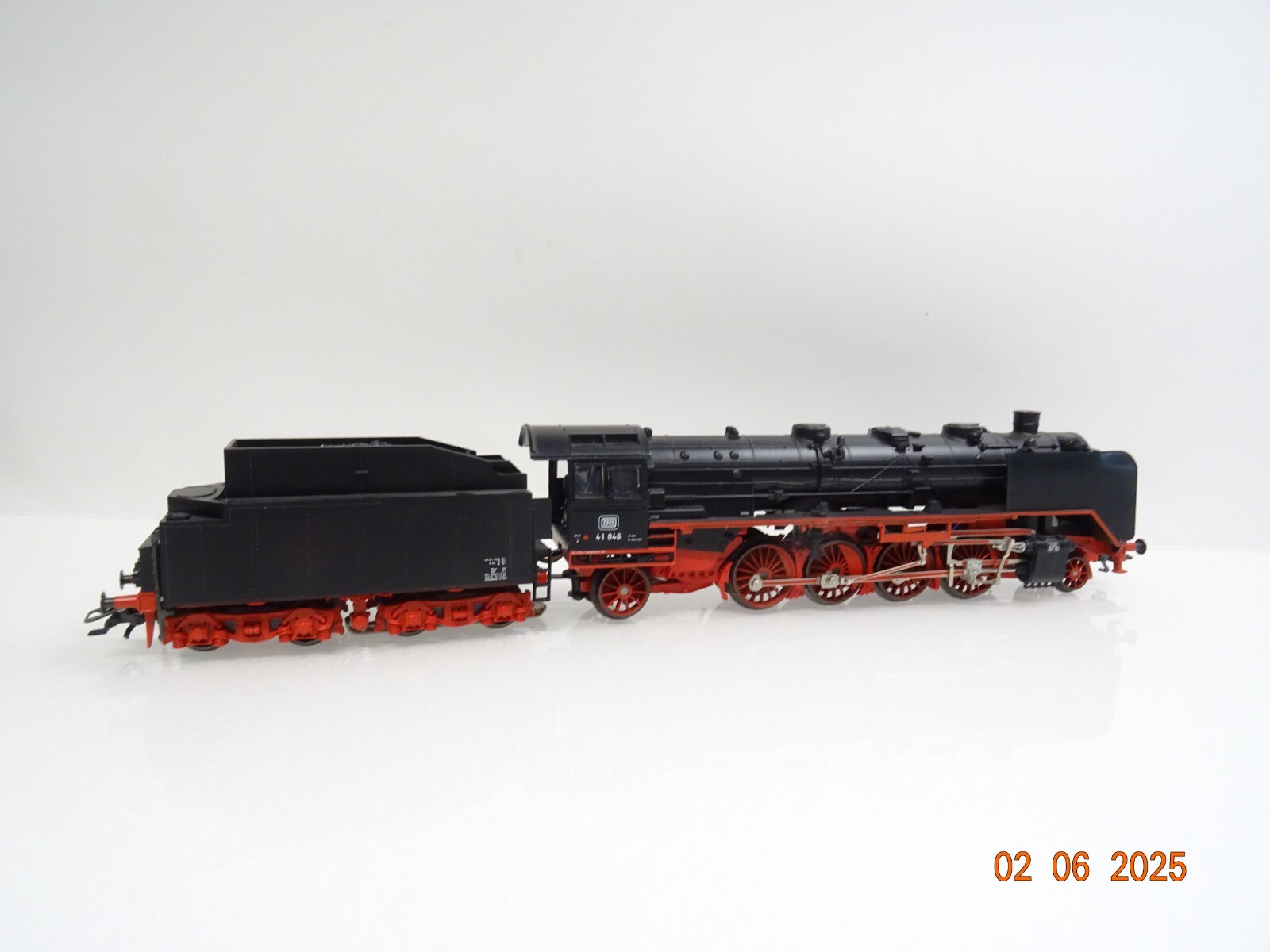 Märklin H0 Dampflok BR 41 046 der DB Delta Digital JL858 o. – Bild 3