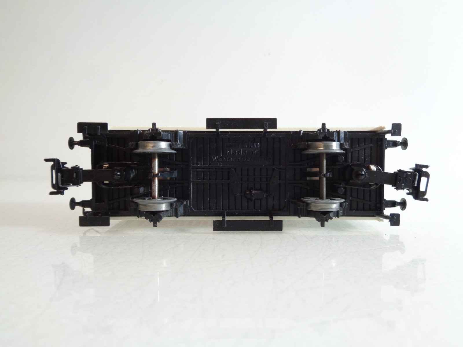 Märklin H0 Kühlwagen Henninger der DR BH990 o. – Bild 4