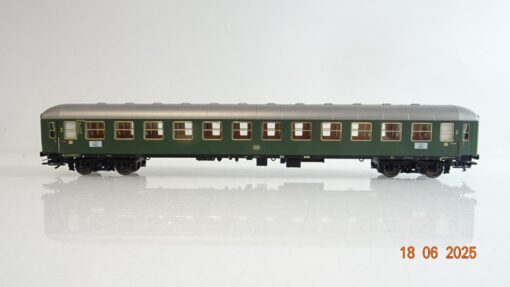 Märklin H0 Personenwagen 2.Kl. der DB PR8541 o. – Bild 3