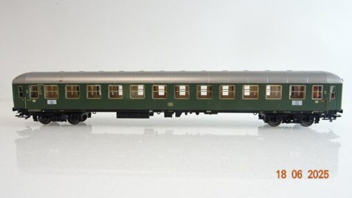 Märklin H0 Personenwagen 2.Kl. der DB PR8541 o.