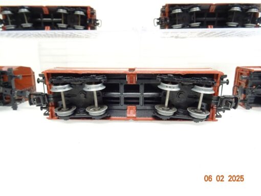 Märklin H0 Selbstentladewagen 4 Stk. u. offener Güterwagen der DB PR5785 o. – Bild 13