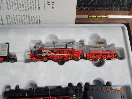 Minitrix N 12701 40 Jahre Dampflok-Set 4tlg. unbespielt in OVP LE4957 – Bild 8