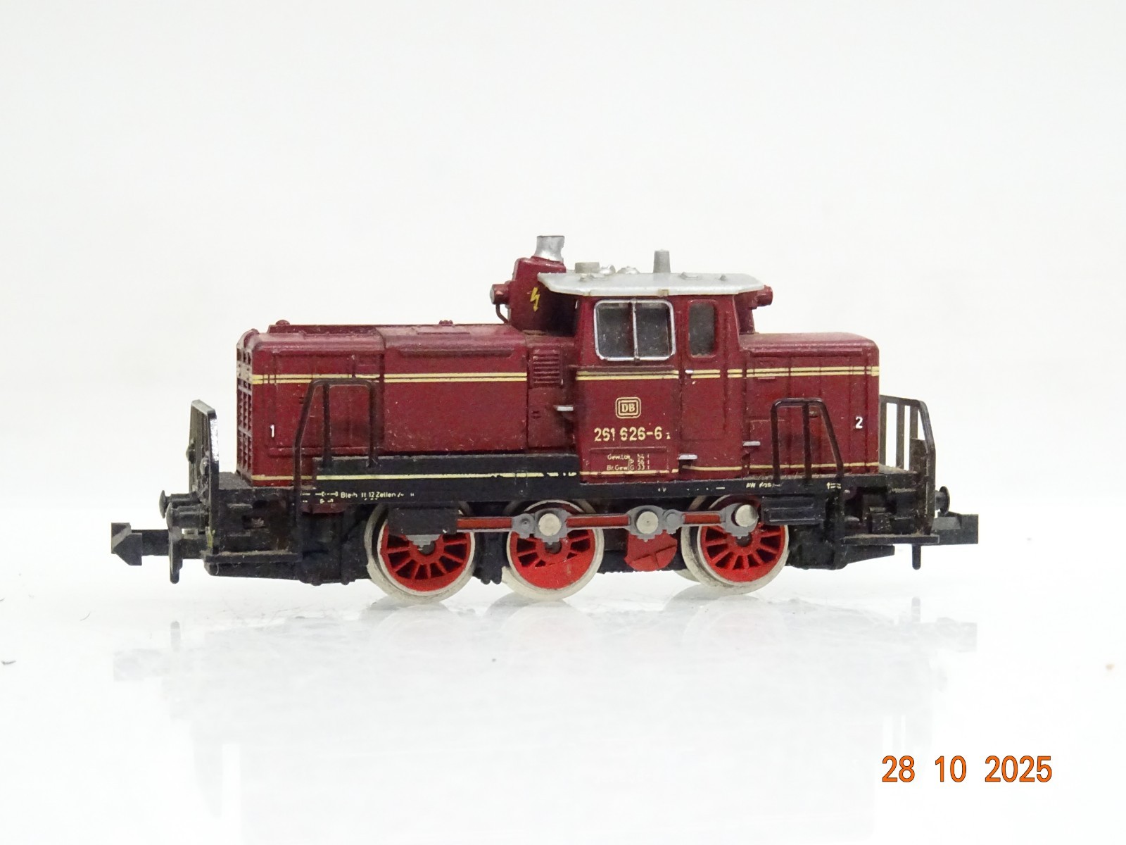 Minitrix N 2064 Diesellok BR 261 626-6 der DB  JL3895 o.