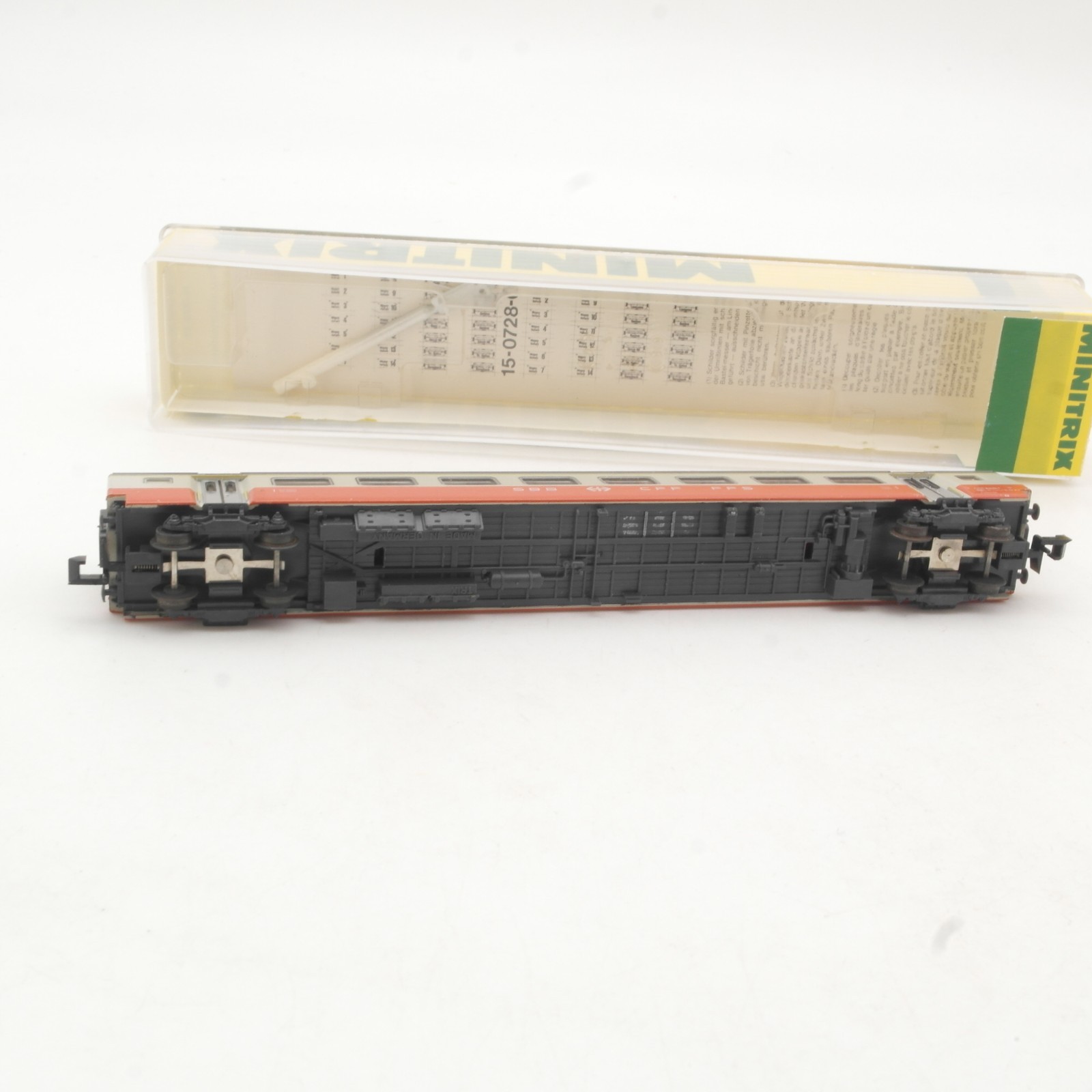 Minitrix N 51 3146 00 Swiss Express Wagen 1. Klasse der SBB in OVP RR5712 – Bild 4