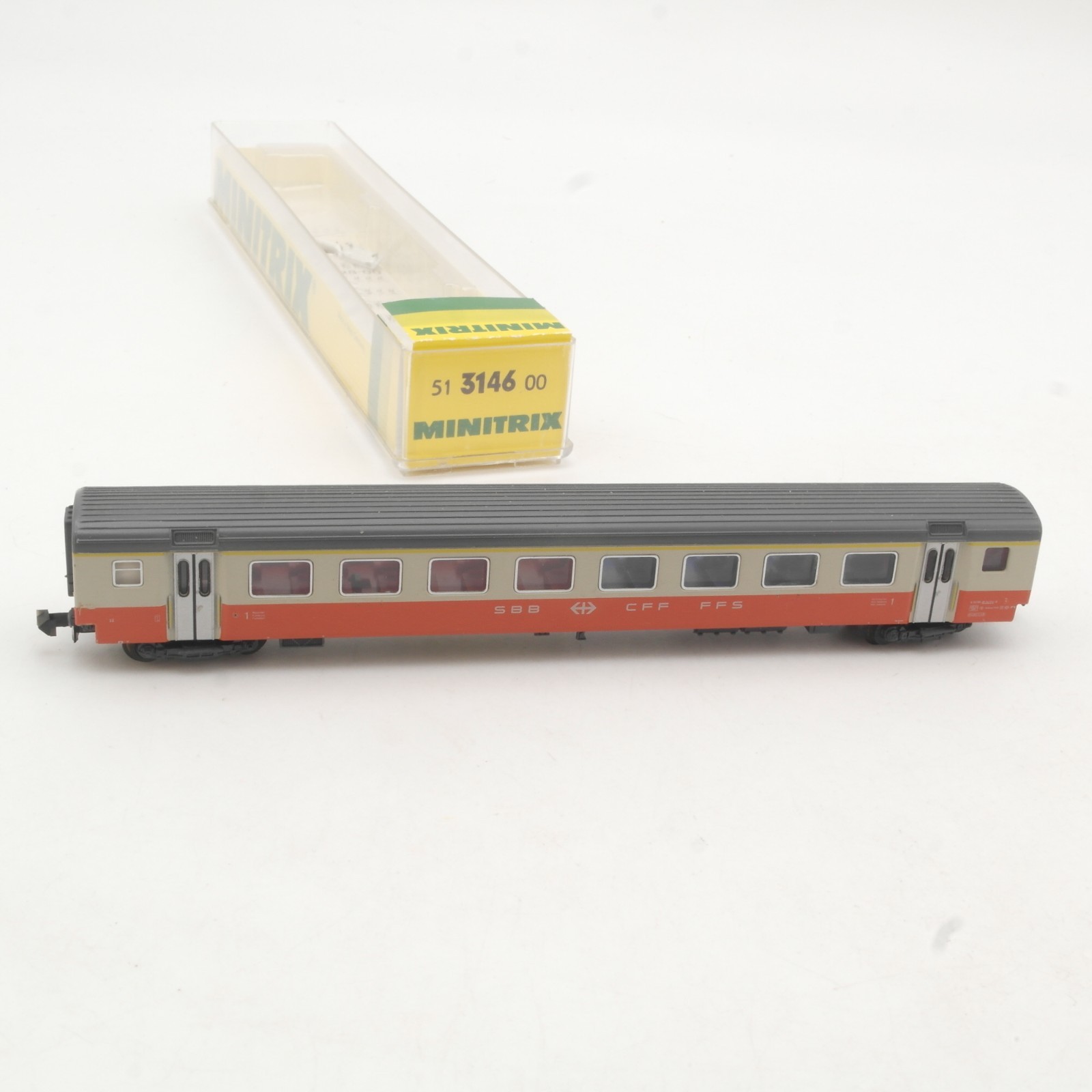 Minitrix N 51 3146 00 Swiss Express Wagen 1. Klasse der SBB in OVP RR5712
