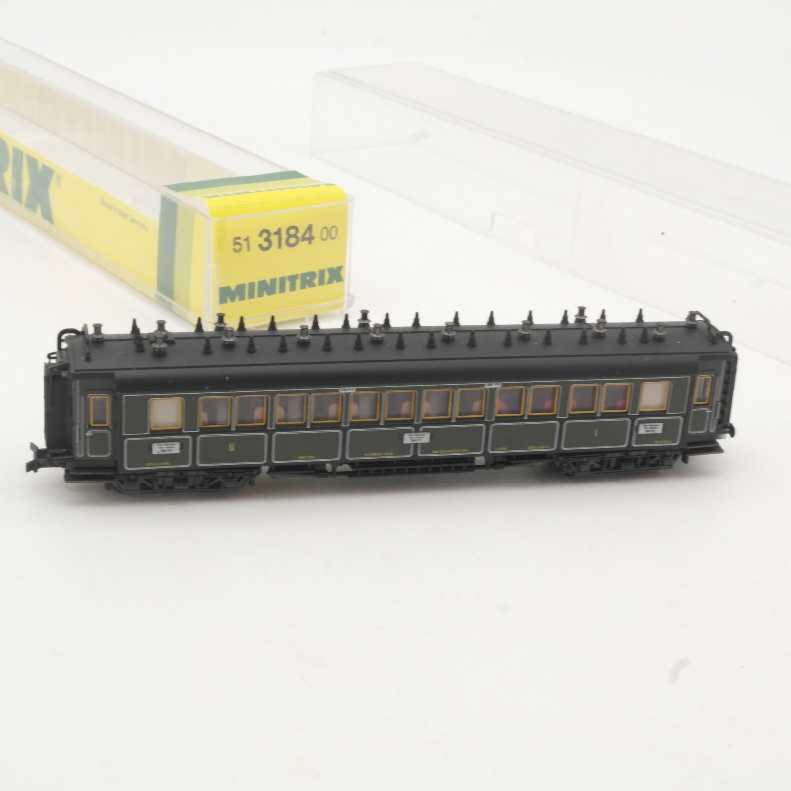 Minitrix N 51 3184 00 Schnellzugwagen der K.Bay.Sts.B. in OVP RR5317 – Bild 3