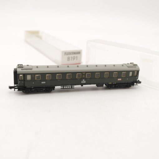 Minitrix N Personenwagen 16469 3. Klasse der DR in EVP RR2483 – Bild 3