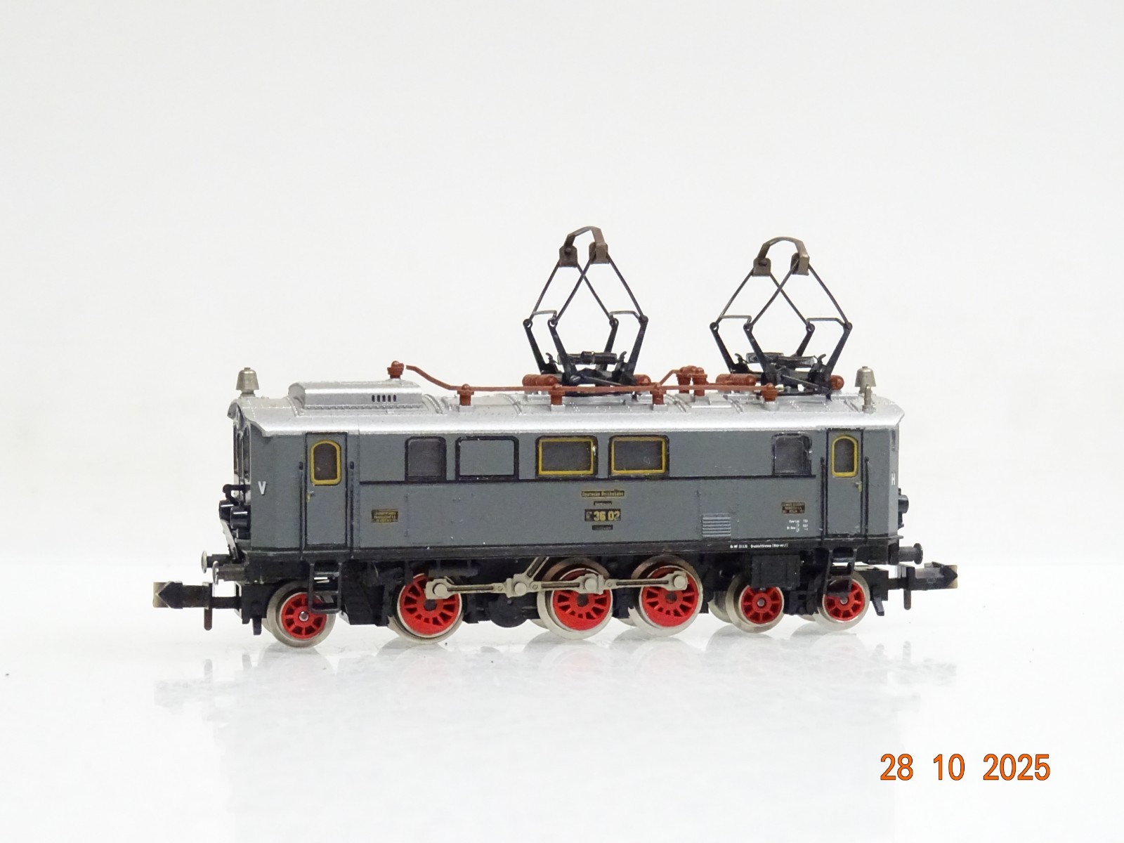 Minitrix N aus 1018 E-Lok E 36 02 der DRG JL3876 o.