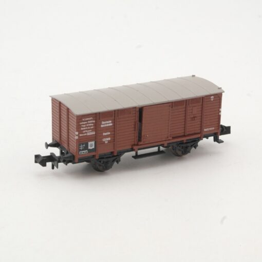 Minitrix N gedeckter Güterwagen12099 Stettin der DR QR9832 o.