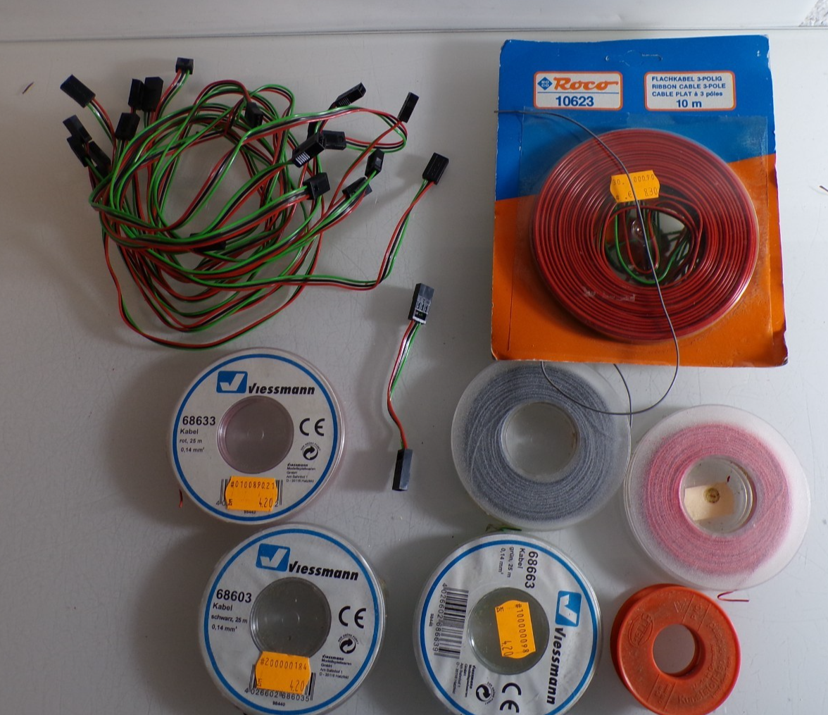 Modellbau Konvolut Kabel / Anschlusskabel flach siehe Foto PK2701 o.