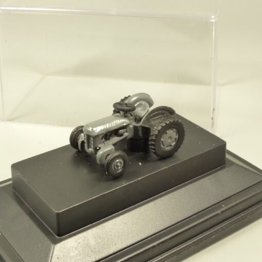 Oxford 1:160 NTEA001 Ferguson Traktor grau in PC-Box EX6379