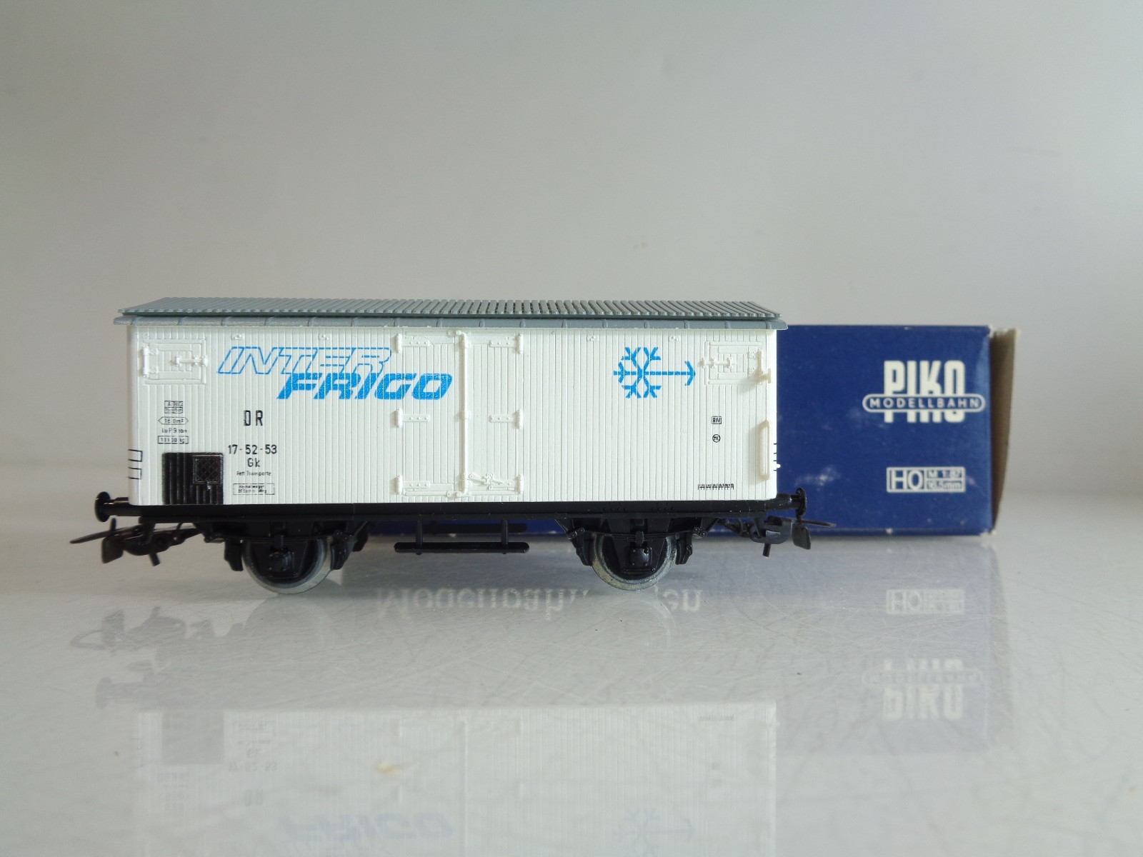 Piko H0 Kühlwagen der DR in EVP BH798 – Bild 3