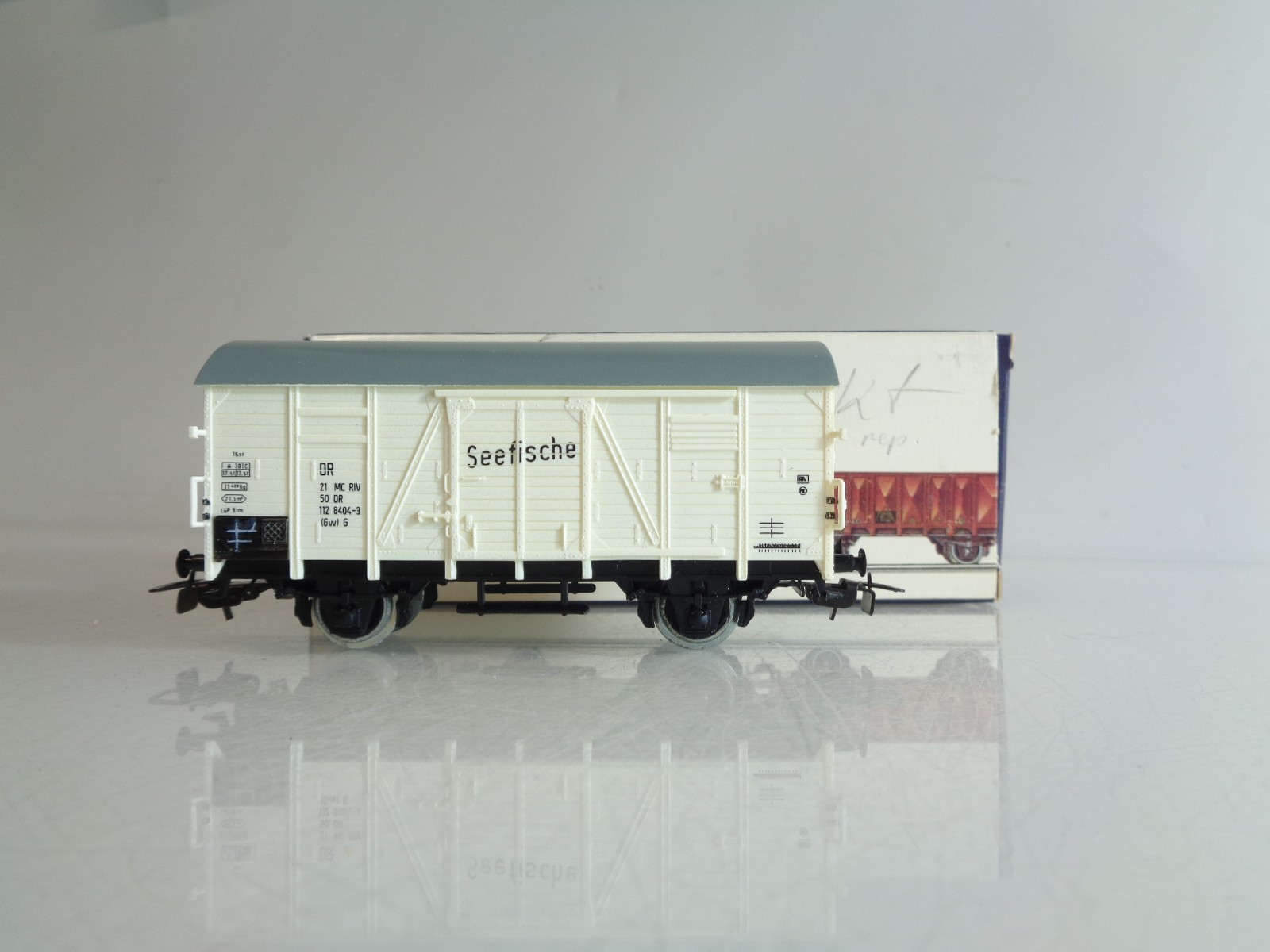 Piko H0 Kühlwagen der DR in EVP BH799