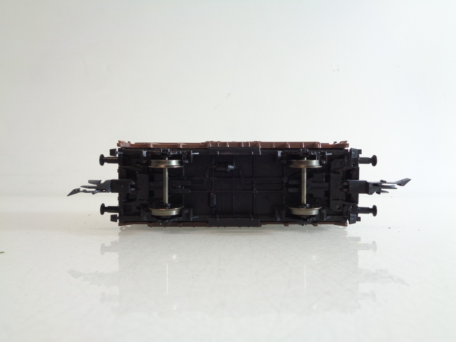 Piko H0 gedeckter Güterwagen 05-86-96 mit Bremserhaus 118 362 der DR BH964 o. – Bild 4