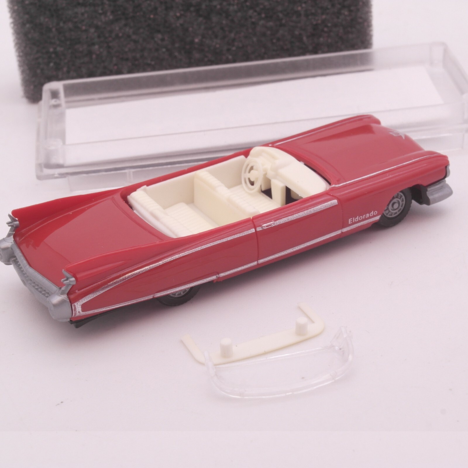 Praline 1:87 5102 Cadillac `59 Cabrio offen in OVP RT4158 – Bild 3