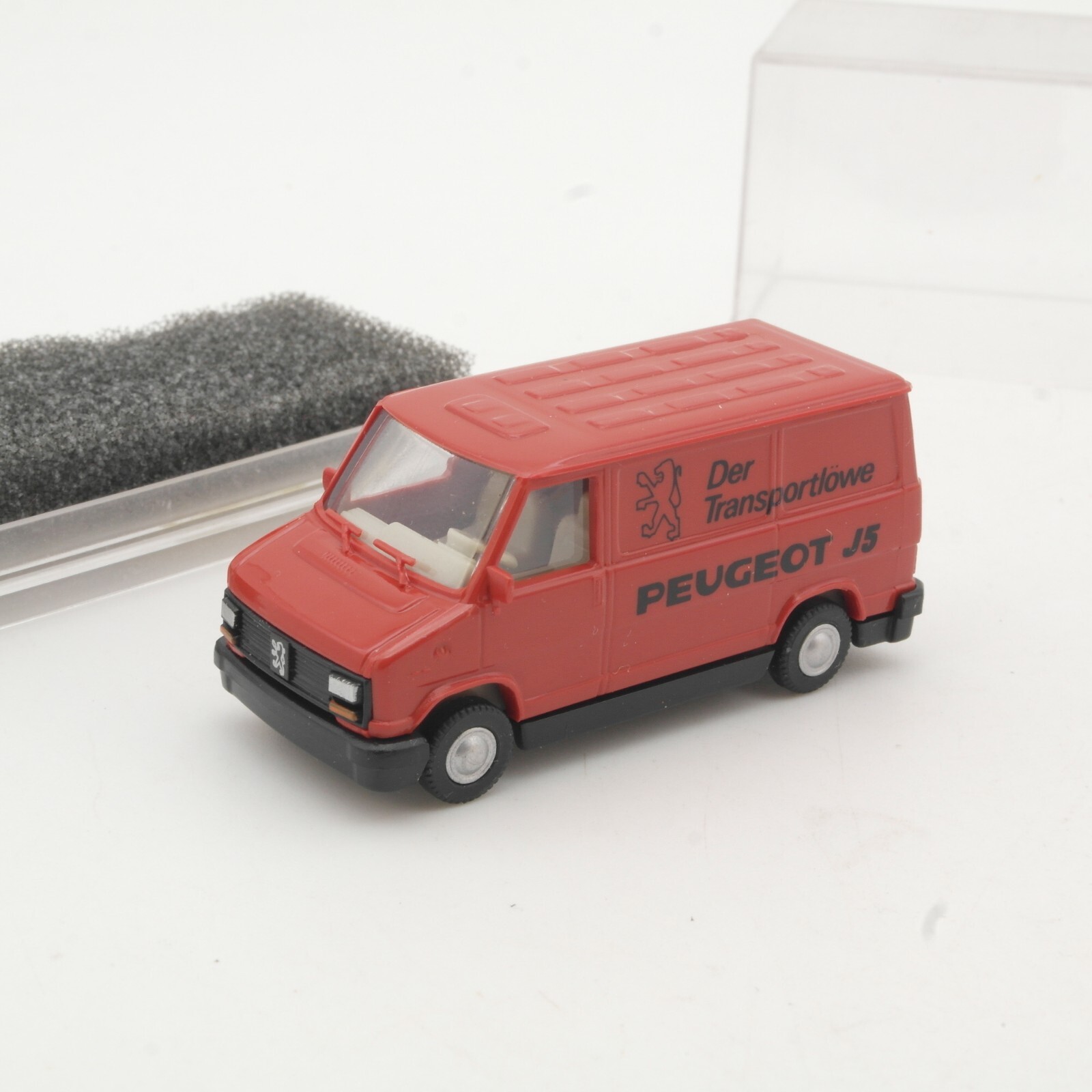 Praline 1:87 83233 Peugeot J5 der Transportlöwe in OVP QR7734