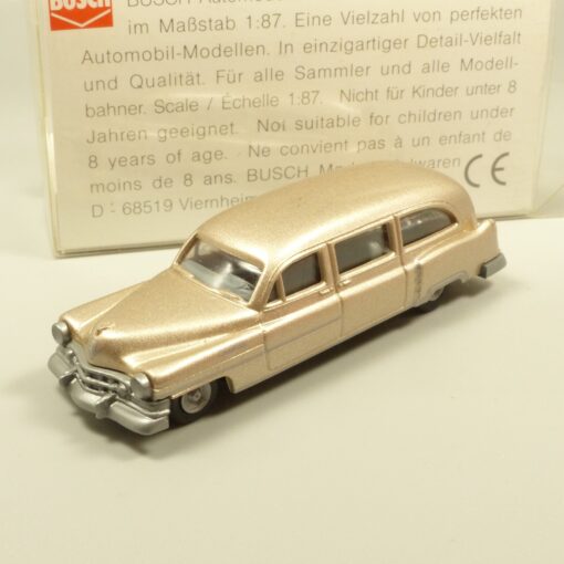 Praline 1:87 Cadillac 54 Station metallic in EVP EX5975
