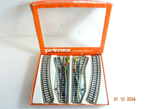 Primex H0 5039 Gleispackung mit elektro. Weichenpaar siehe Foto in EVP CK3738