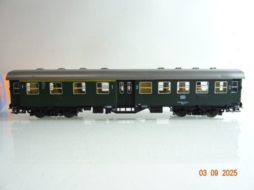 Roco H0 04252S Umbauwagen 1./ 2.Kl.der DB mit Licht in OVP BH135 – Bild 3