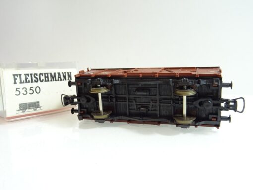 Roco H0 46016 gedeckter Güterwagen der DB in EVP PR1 – Bild 3