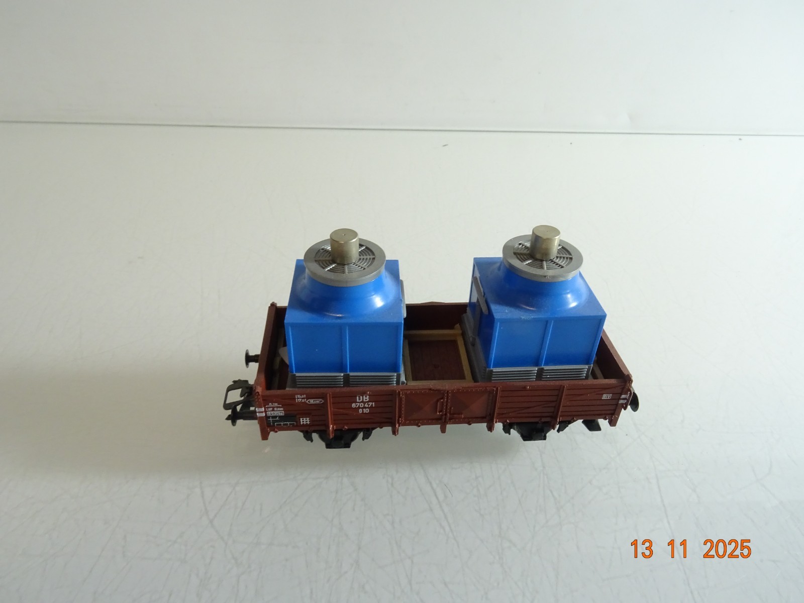 Roco H0 AC 47945 Hochbordwagen mit Kühlaggregate der DB RR4565 o. – Bild 3