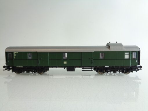 Roco H0 AC Gepäckwagen der DB für Märklin BH685 o. – Bild 3