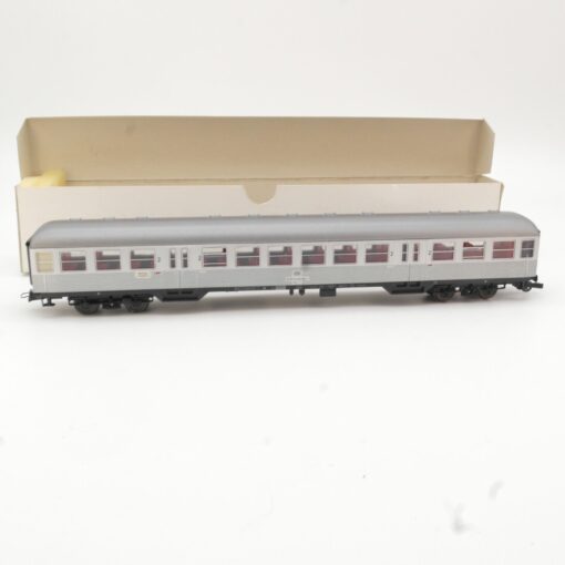 Roco H0 Personenwagen 2. Klasse 50 80 22-45 048-2 der DB in EVP QR4254 – Bild 3