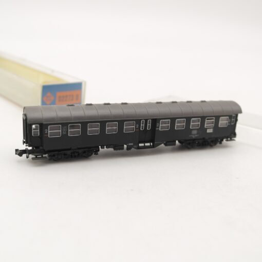 Roco N Personenwagen 2. Klasse 50 80 29-11593-0 der DB in EVP RR2198