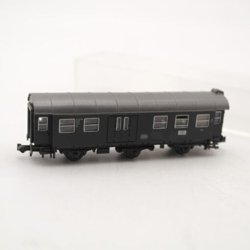 Roco N Personenwagen 2. Klasse der DB, siehe Foto in EVP RR2511