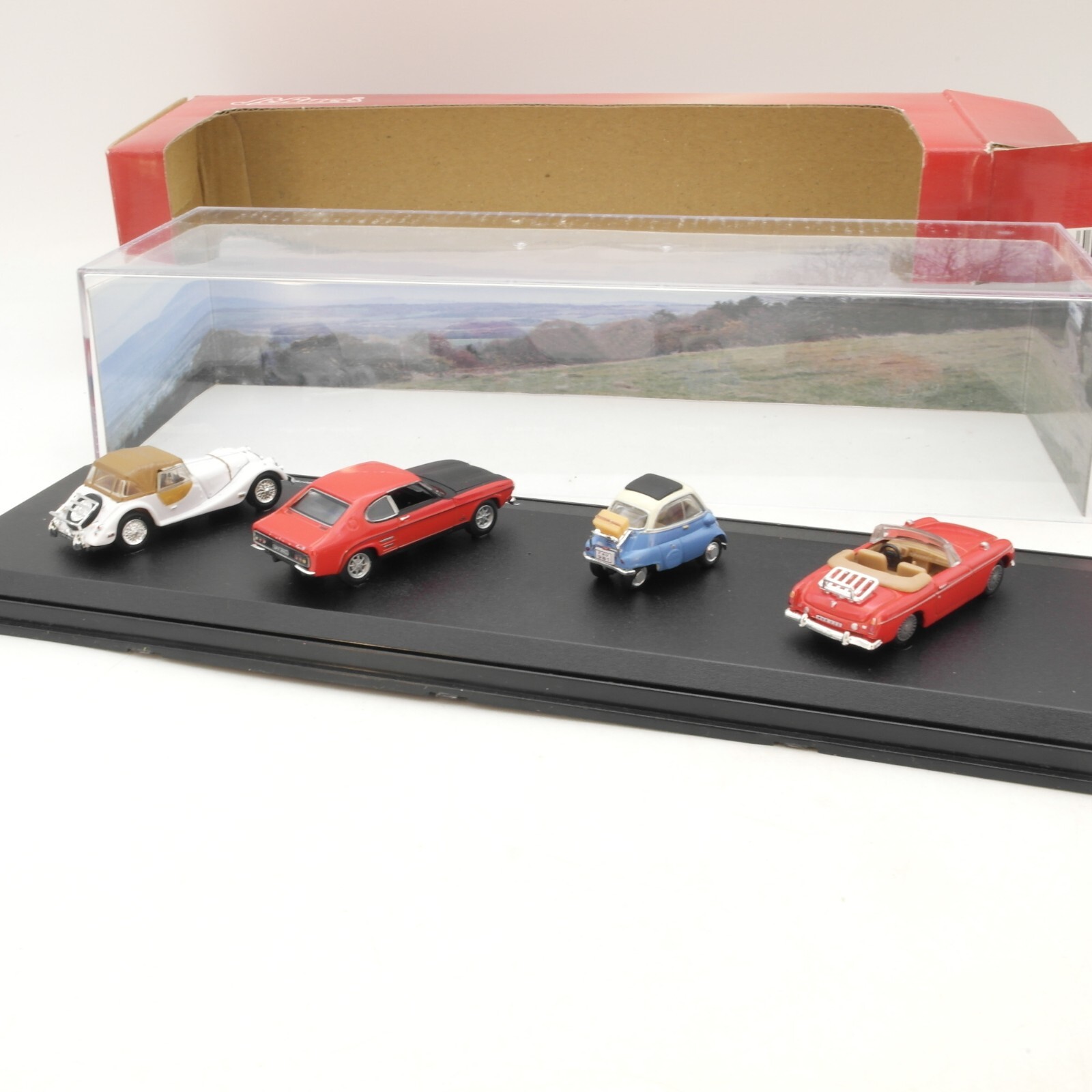 Schuco 1:72 363339 PKW Set MGB / BMW / Ford / Morgan 4 Fahrzeuge in OVP RG9028 – Bild 3