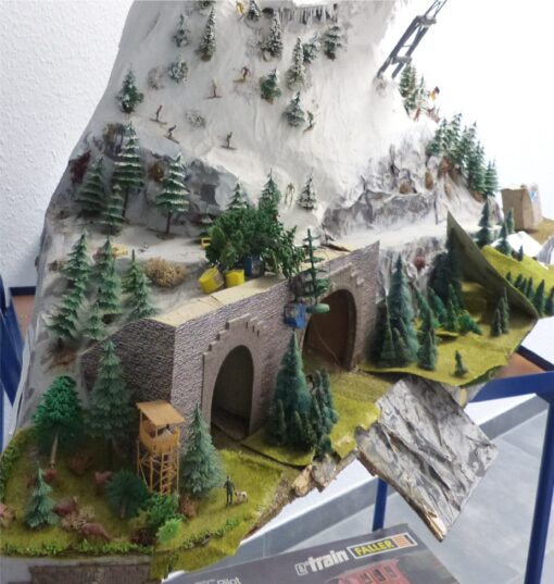 Spur H0 Fertiggelände Berg mit Schnee Anlagenrückbau nur Selbstabholung EX5916 o – Bild 9