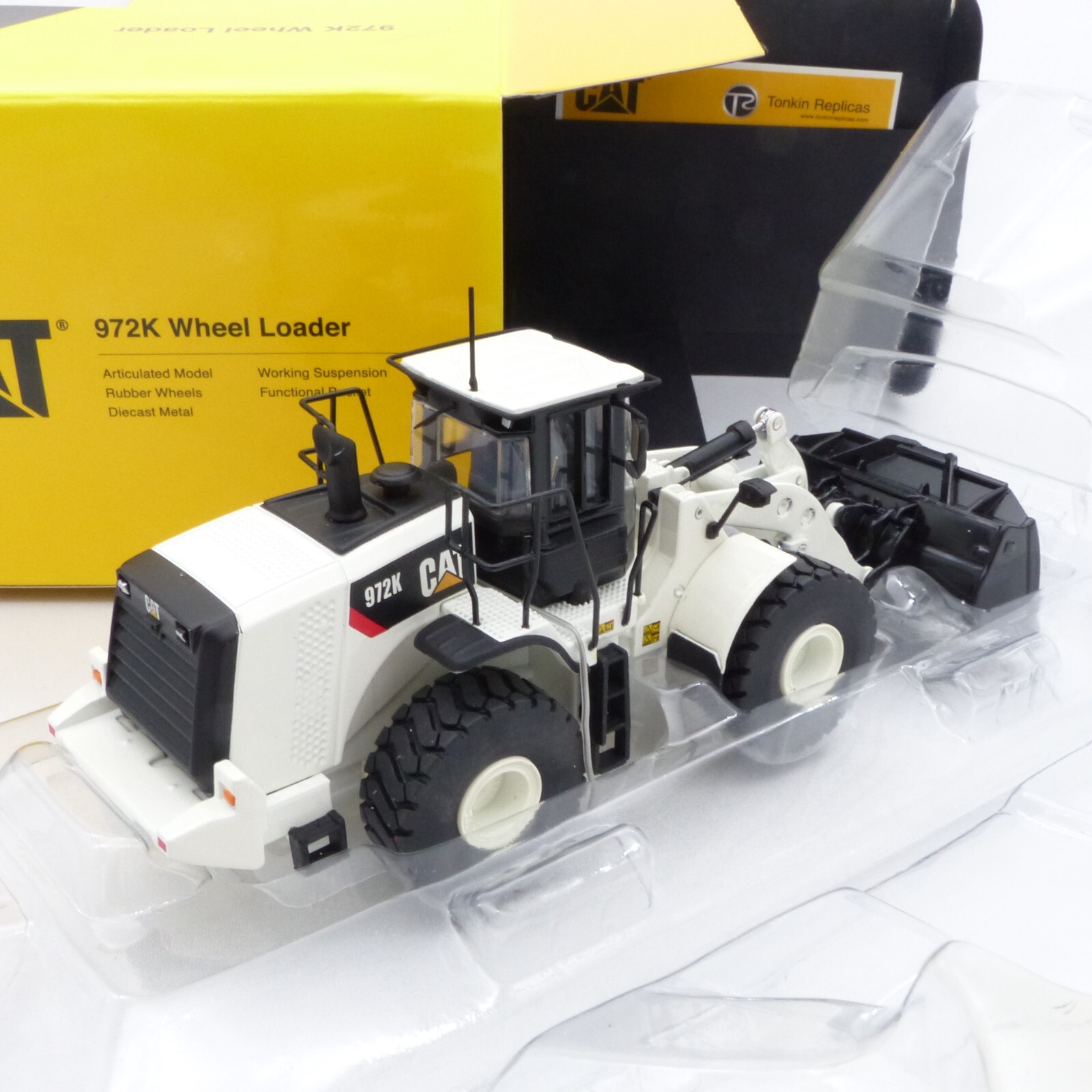 Tonkin 1:50 Nr.: 10005-02 Caterpillar CAT 972K Radlader weiß, in OVP EX779 – Bild 3